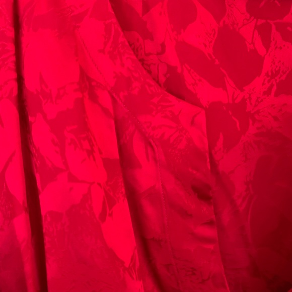 Dress - Picture 7 of 7